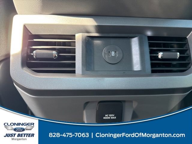 New 2025 Ford F450 XLT w/ XLT Value Package image 33