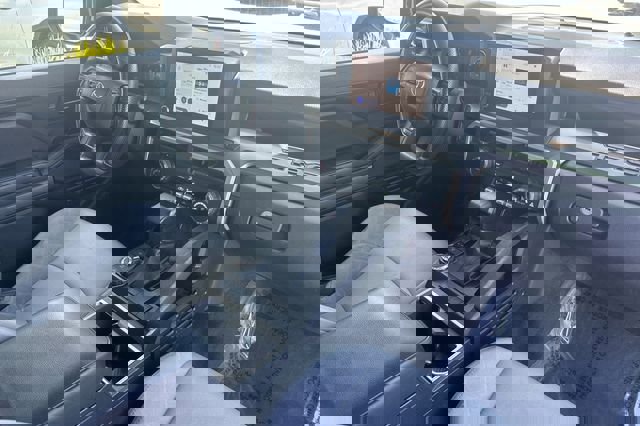 Used 2025 Toyota Tacoma SR5 image 17