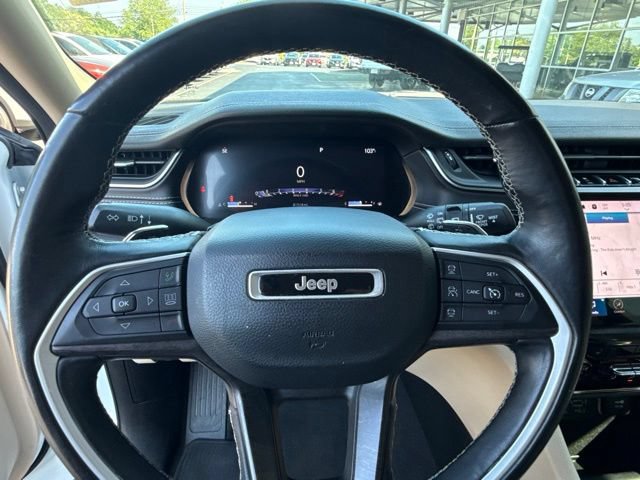 Used 2022 Jeep Grand Cherokee L Limited AWD/4WD image 10