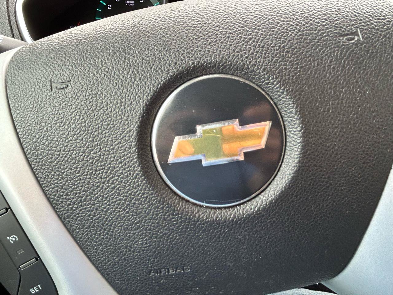 Used 2011 Chevrolet Traverse LT w/ Personal Connectivity Package FWD image 21