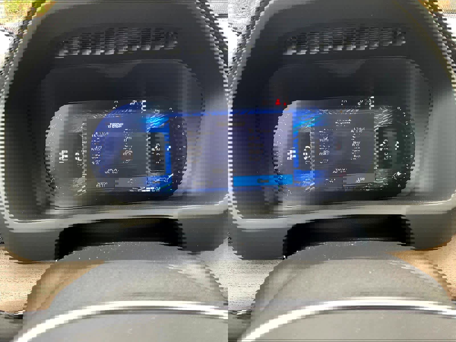 New 2026 Volvo XC90 B5 Plus w/ Protection Package AWD/4WD image 19