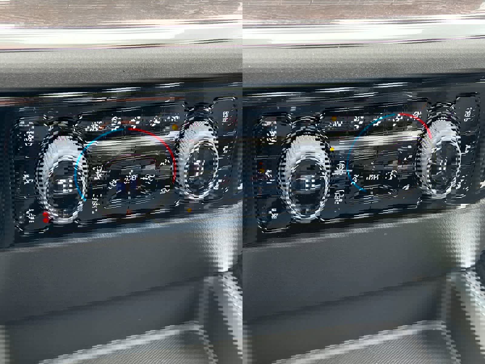 New 2026 Chevrolet Silverado 2500 LTZ w/ Z71 Chrome Sport Edition image 20