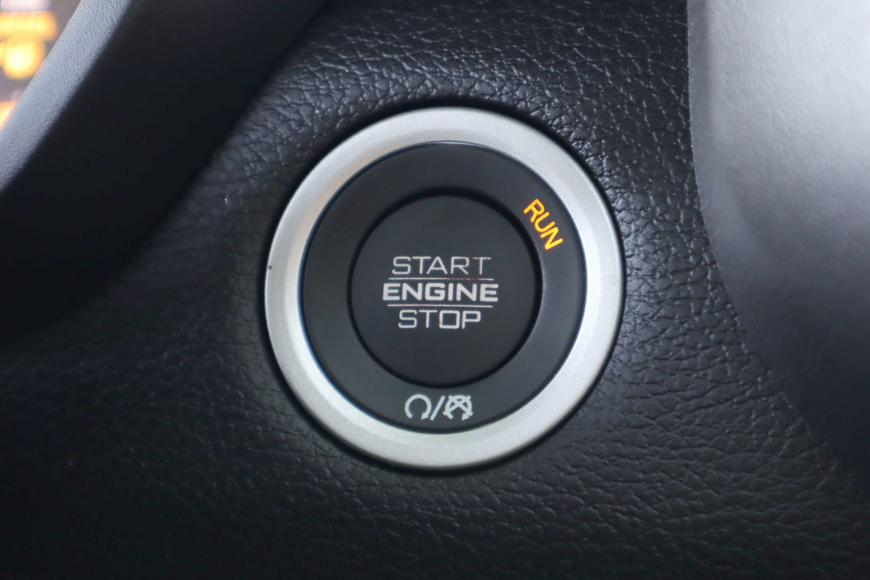 Used 2026 RAM 3500 Laramie AWD/4WD image 24