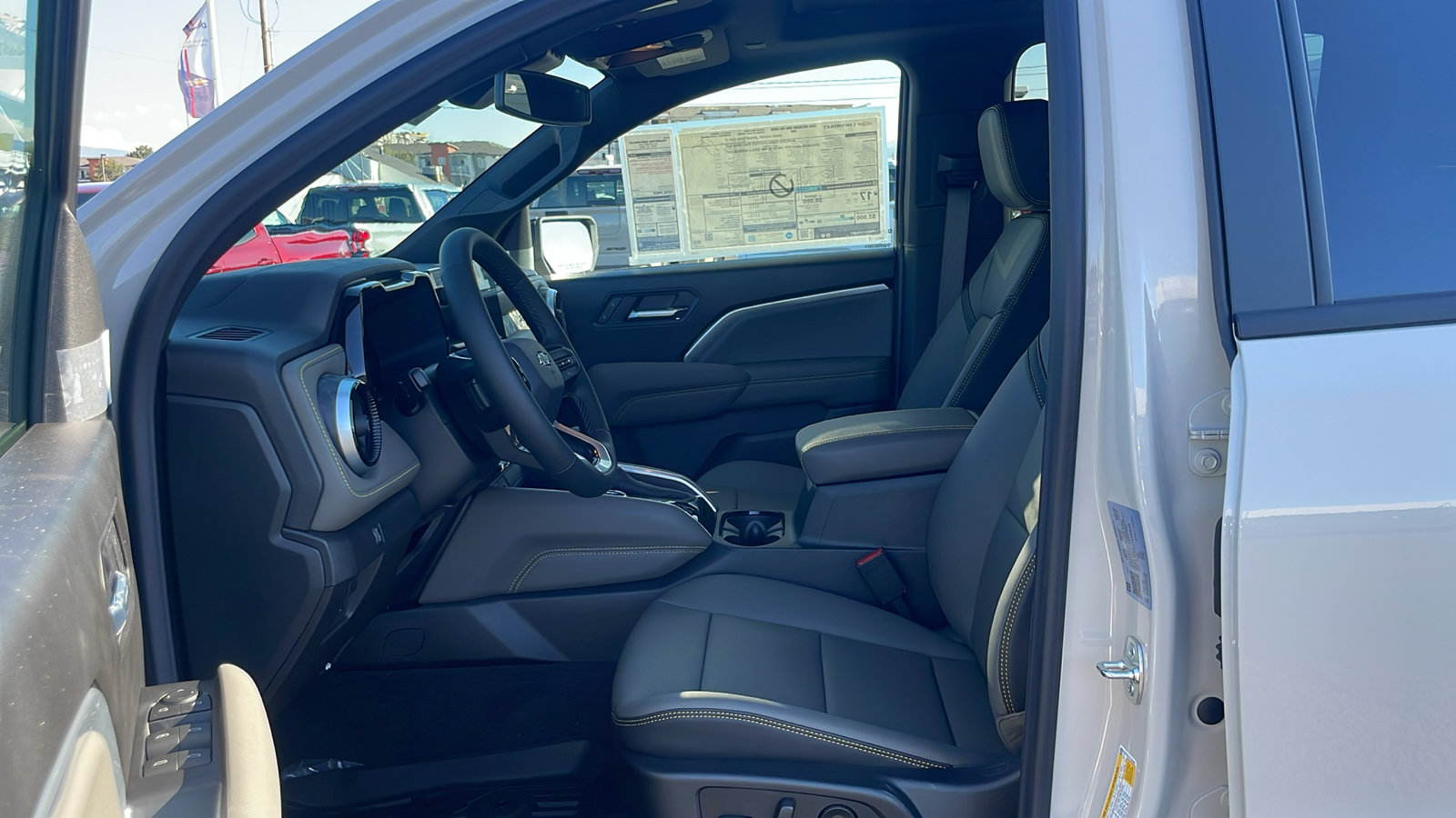 New 2026 Chevrolet Colorado ZR2 w/ Technology Package AWD/4WD image 26