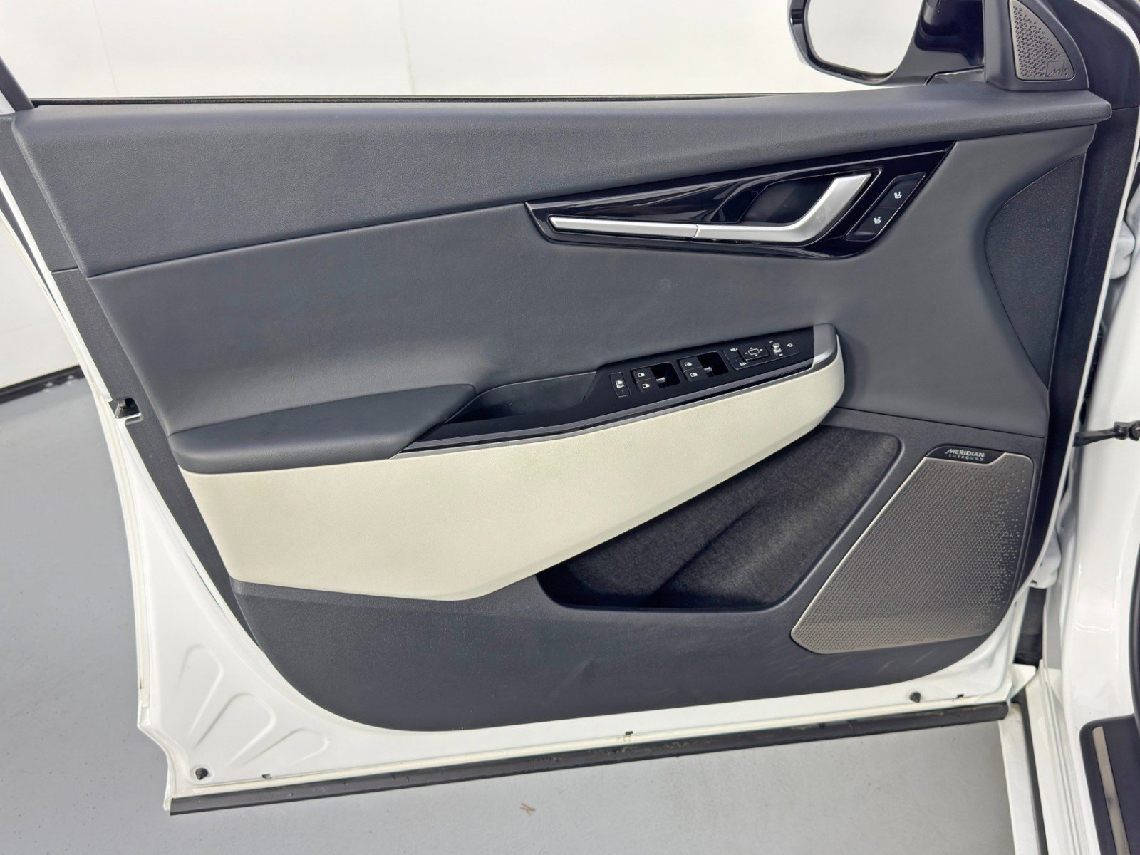 Used 2023 Kia EV6 GT-Line image 41