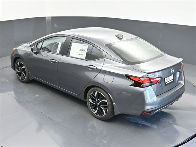 New 2025 Nissan Versa SR w/ Trunk Package image 30