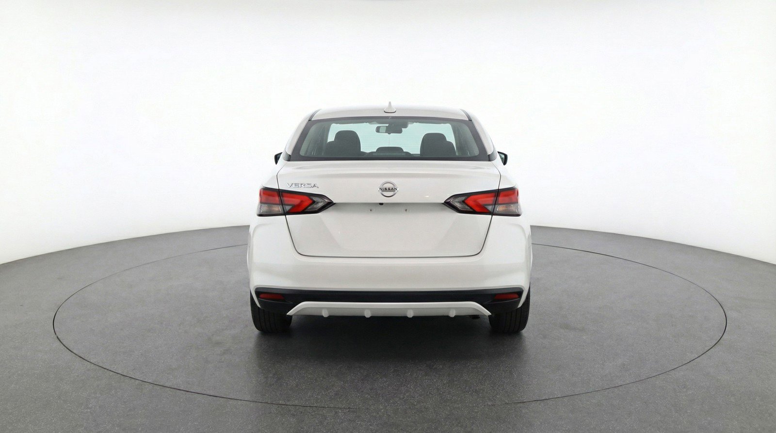 Used 2025 Nissan Versa SV image 7