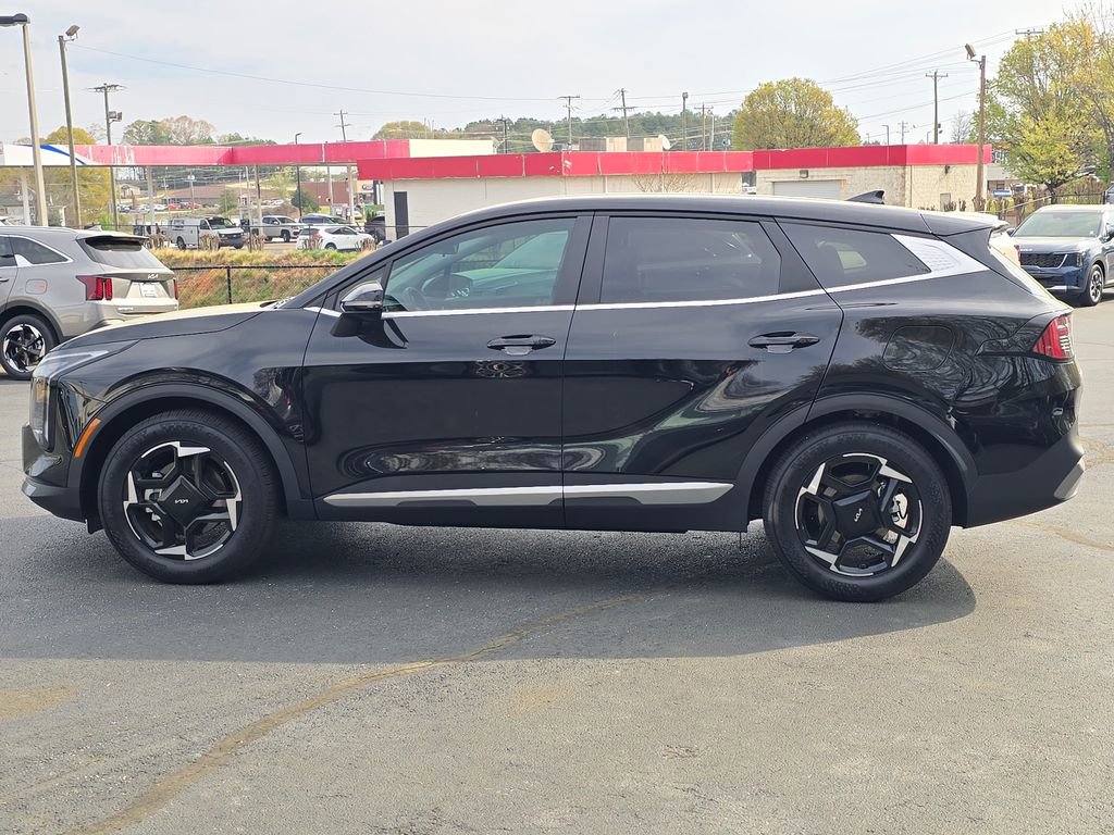 Used 2026 Kia Sportage EX image 6