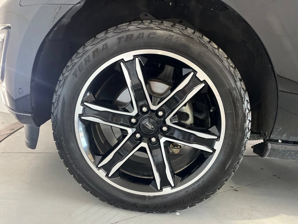 Used 2021 Ford Expedition Limited AWD/4WD image 14