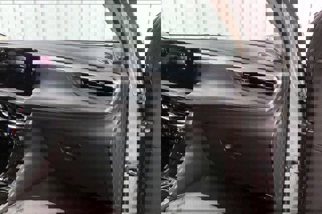 Certified 2024 Buick Encore GX Preferred w/ Comfort Package image 17