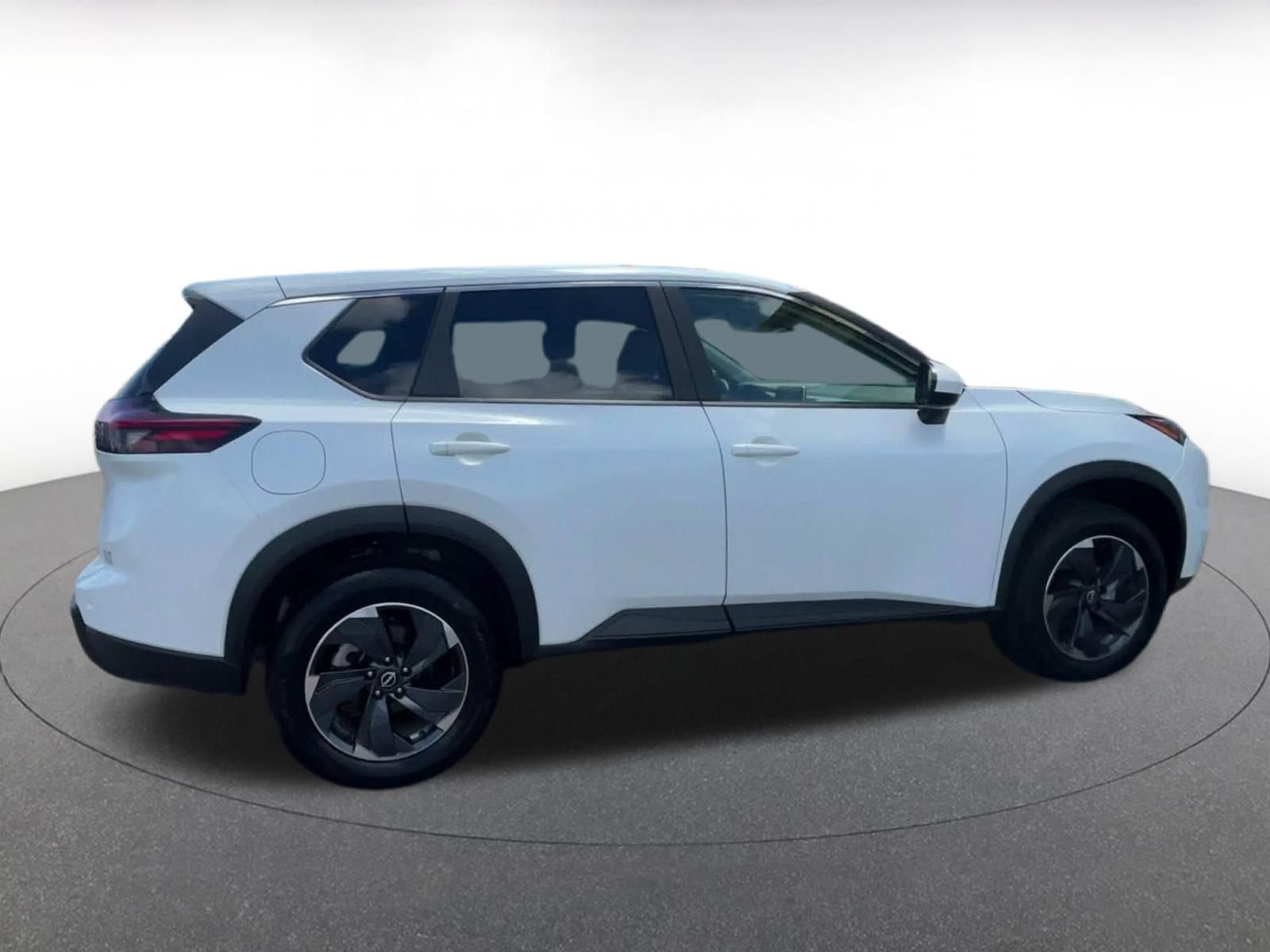 Used 2025 Nissan Rogue SV FWD image 14