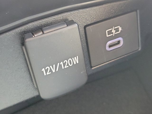 Used 2026 Toyota Corolla LE image 27