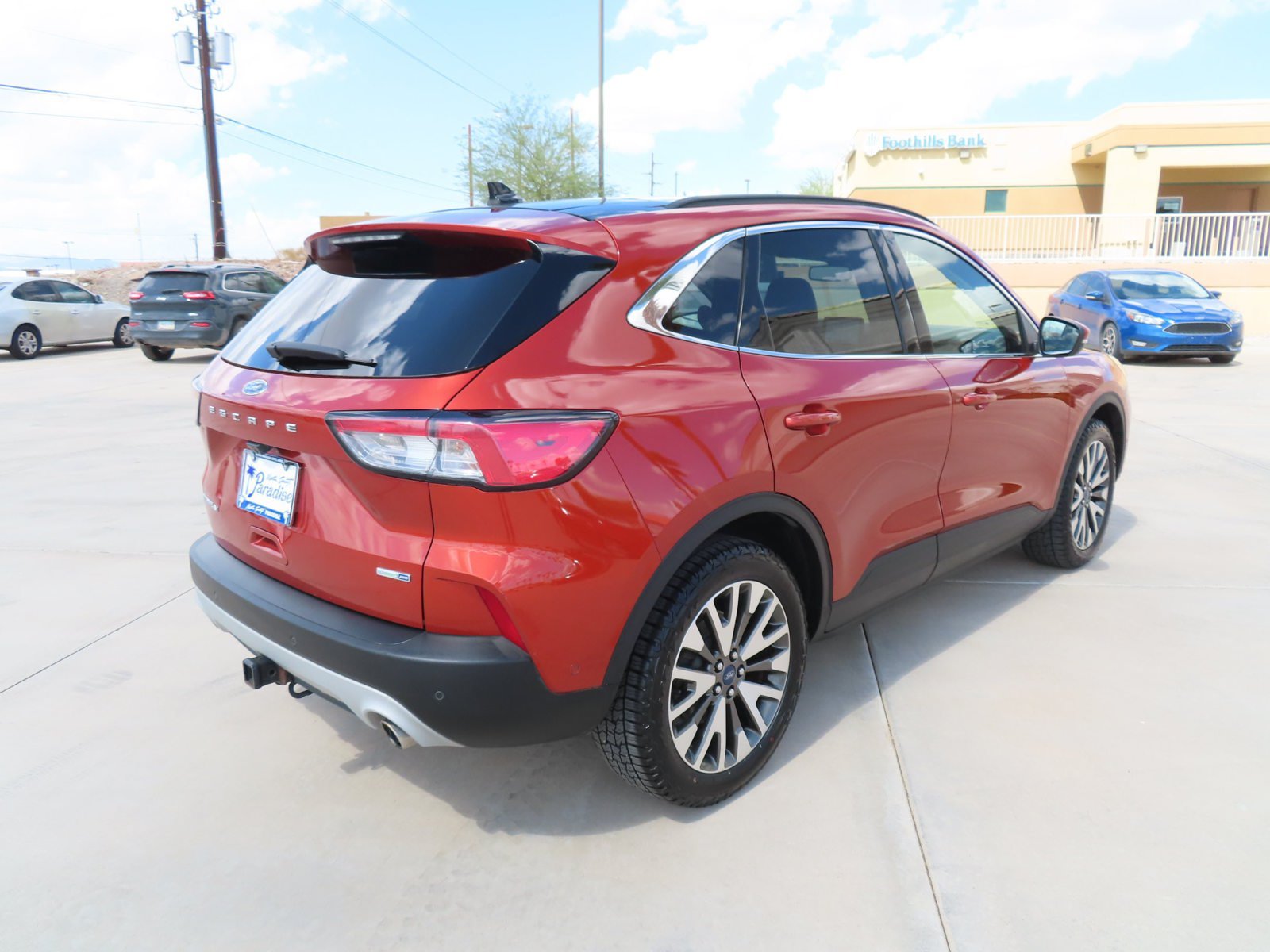 Used 2020 Ford Escape Titanium AWD/4WD image 8