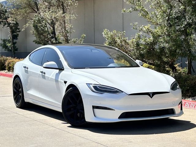 Used 2021 Tesla Model S Plaid image 2