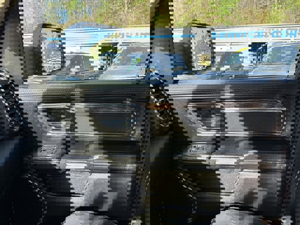 Used 2019 RAM 1500 Laramie image 25