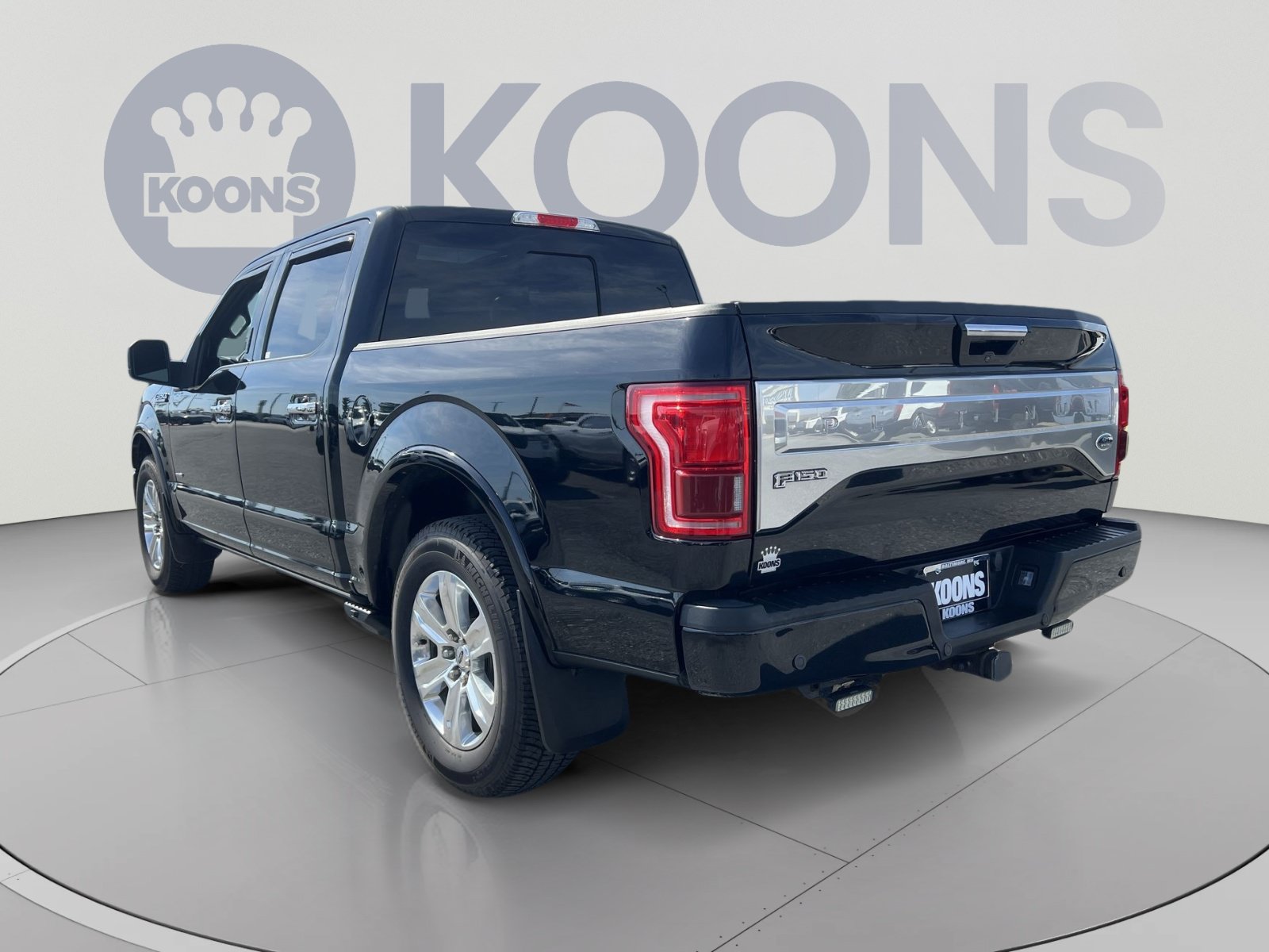 Used 2017 Ford F150 Platinum w/ Equipment Group 701A Luxury AWD/4WD image 4