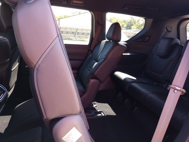 New 2026 Nissan Armada SL w/ Convenience Package image 12