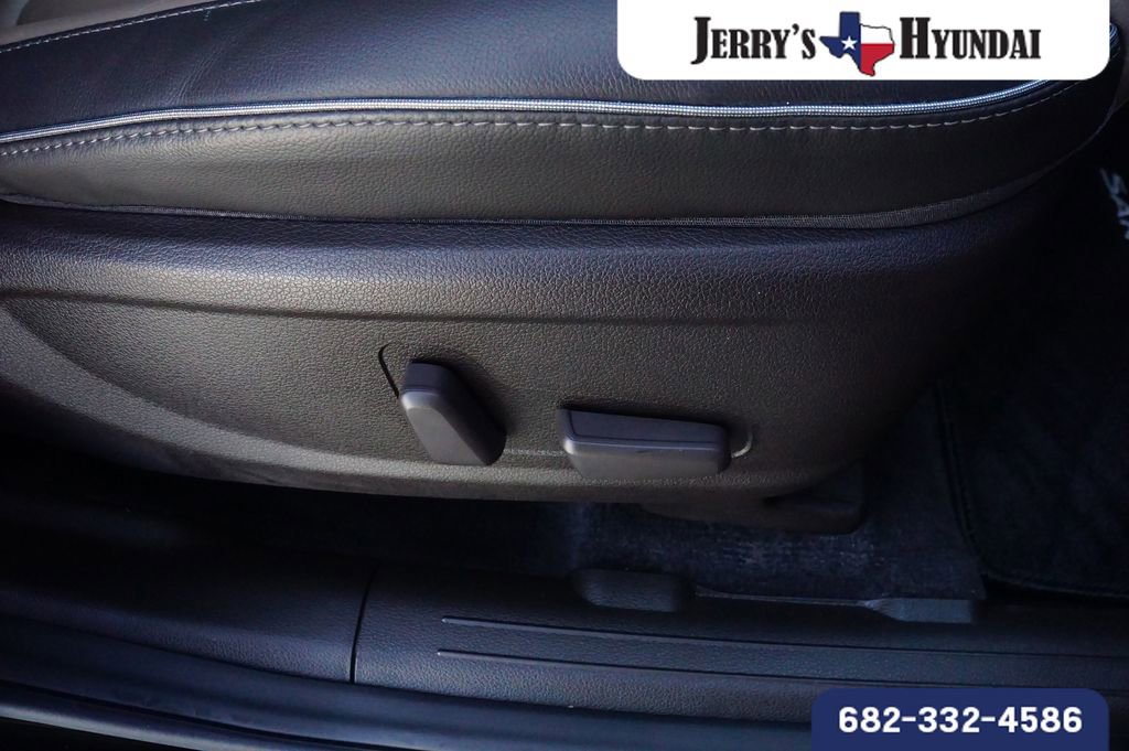 Used 2022 Hyundai Santa Fe Limited w/ Cargo Package image 26