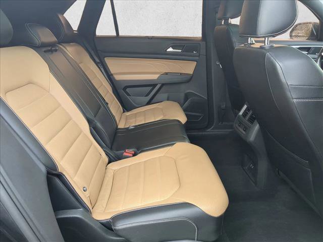 Used 2023 Volkswagen Atlas Cross Sport SEL Premium R-Line image 21