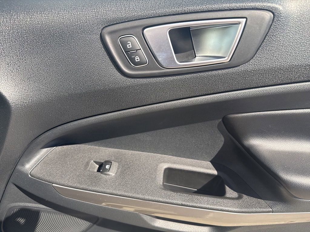 Used 2019 Ford EcoSport Titanium FWD image 33