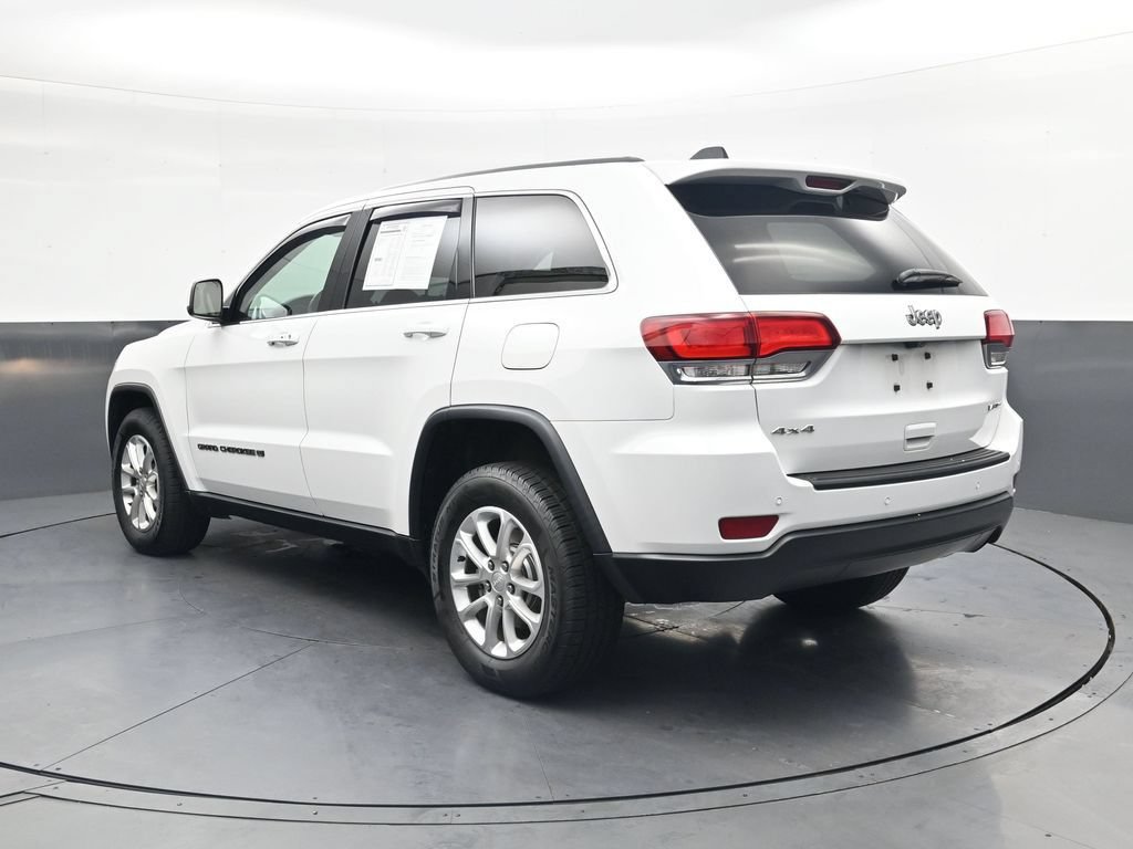 Used 2022 Jeep Grand Cherokee Laredo E AWD/4WD image 8