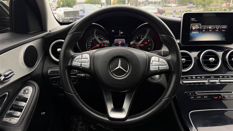 Used 2015 Mercedes-Benz C 300 Sedan image 28