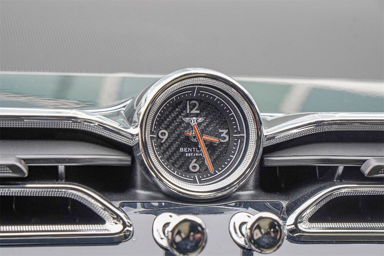 Certified 2024 Bentley Bentayga Extended Wheelbase image 28