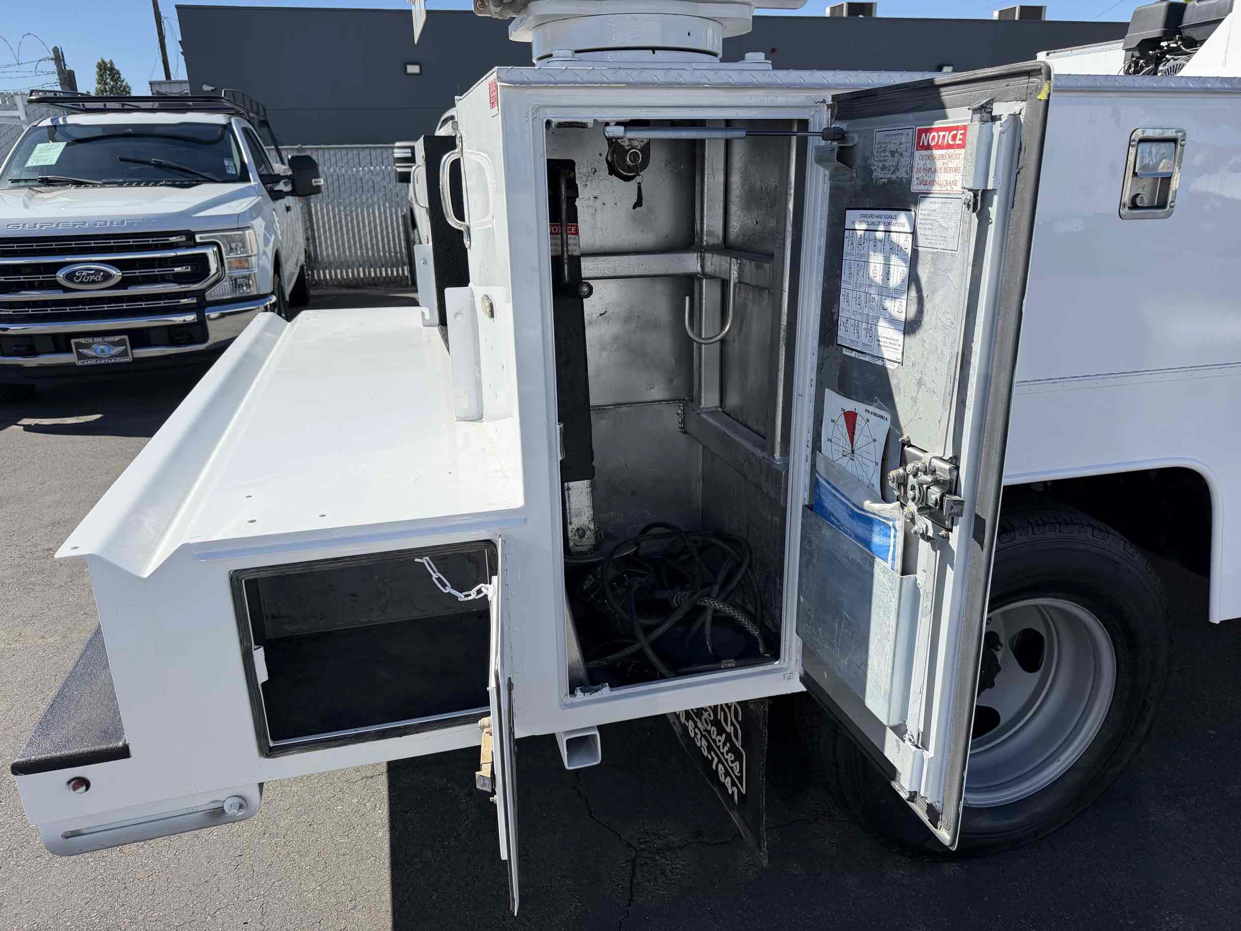 Used 2017 GMC Sierra 3500 2WD Regular Cab image 17