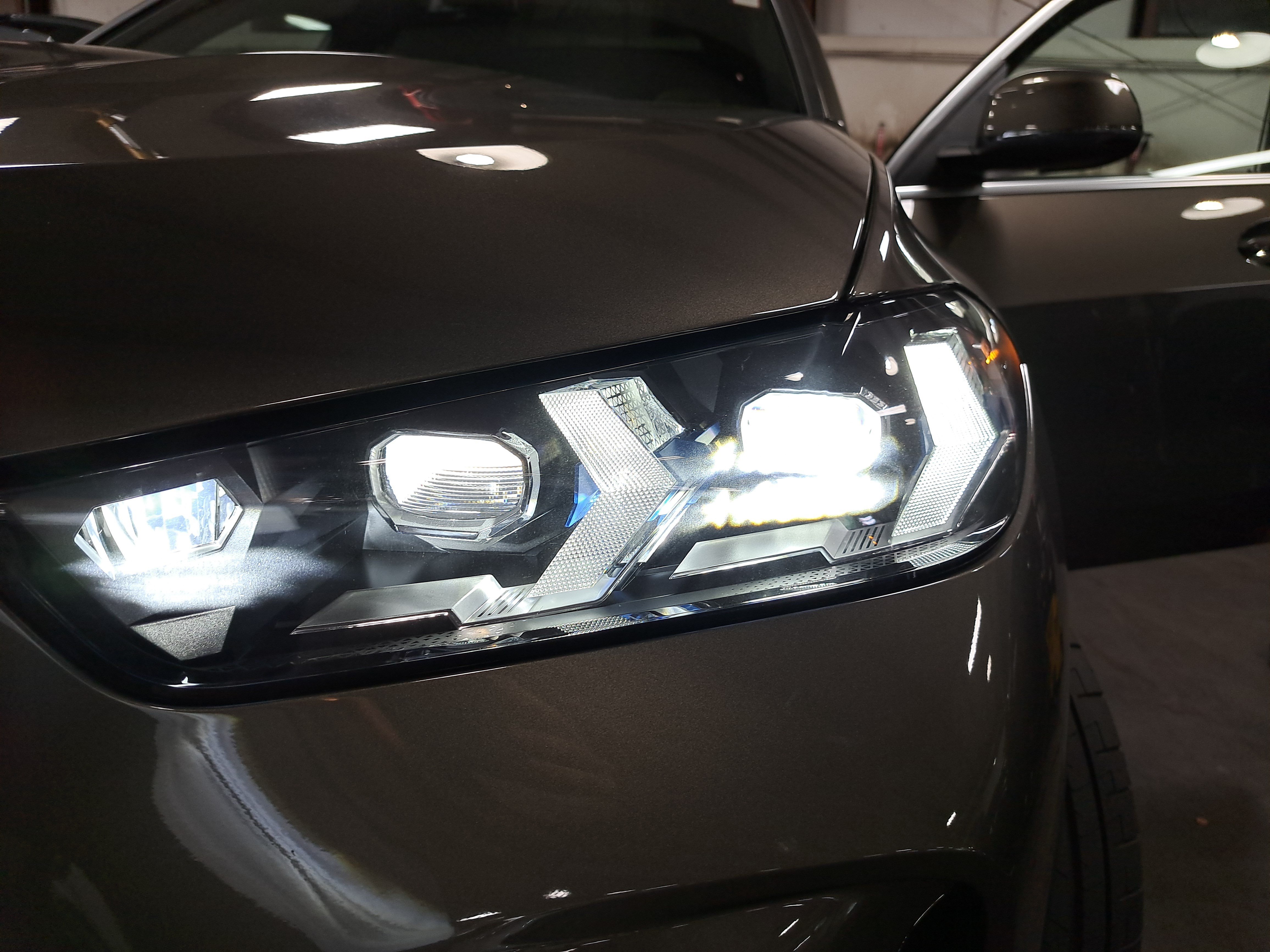 New 2026 BMW X5 xDrive40i w/ Climate Comfort Package AWD/4WD image 34