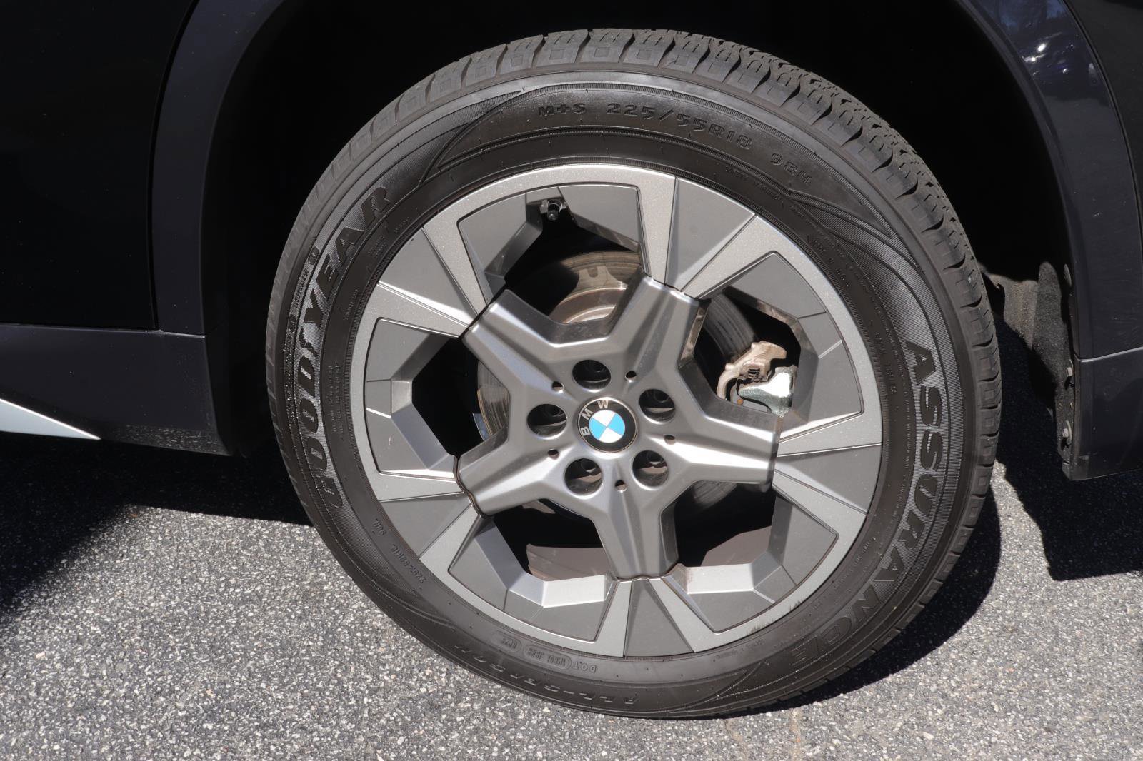 Used 2023 BMW X1 xDrive28i w/ Premium Package image 40