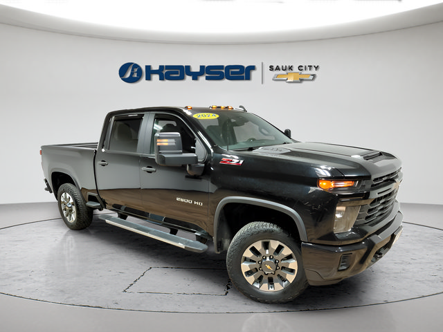 Used 2024 Chevrolet Silverado 2500 Custom w/ Custom Convenience Package AWD/4WD image 1