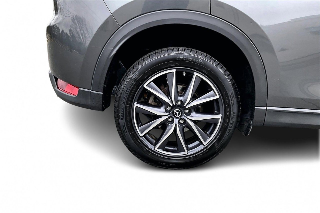 Used 2018 MAZDA CX-5 Touring image 33