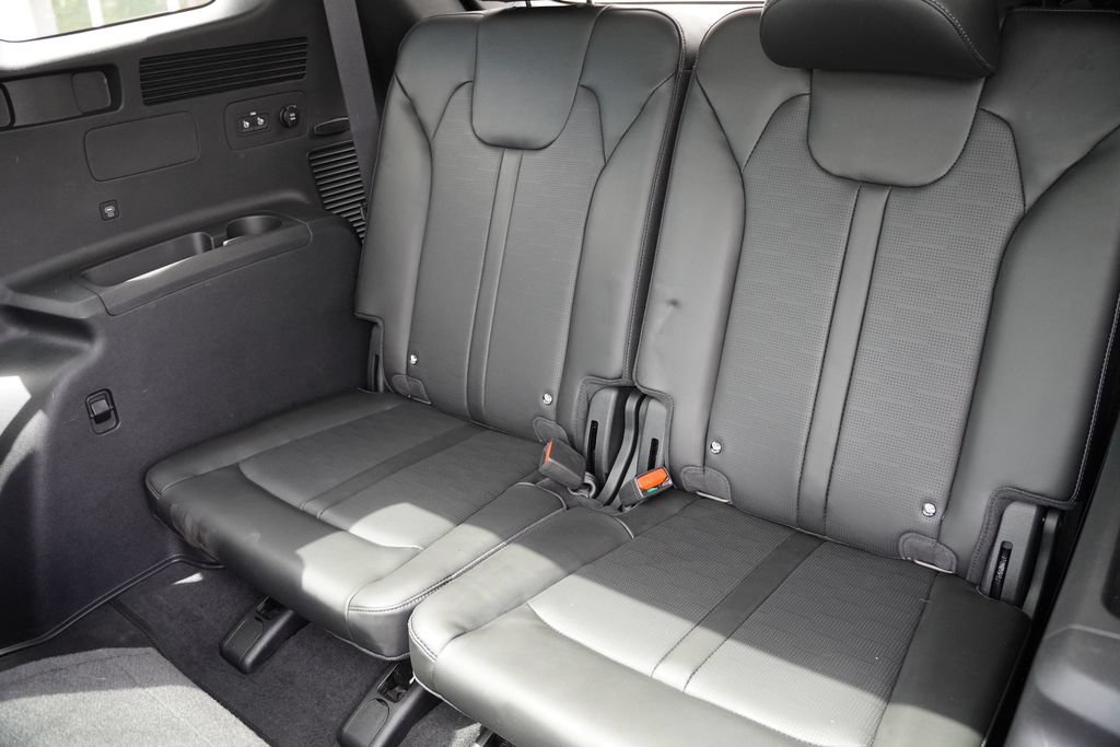 Certified 2024 Kia Sorento S w/ Panoramic Sunroof Package AWD/4WD image 19