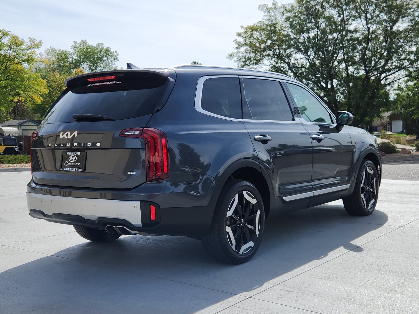 Used 2024 Kia Telluride S AWD/4WD image 5