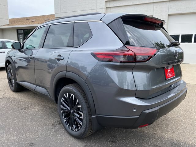 New 2026 Nissan Rogue Dark Armor AWD/4WD image 3