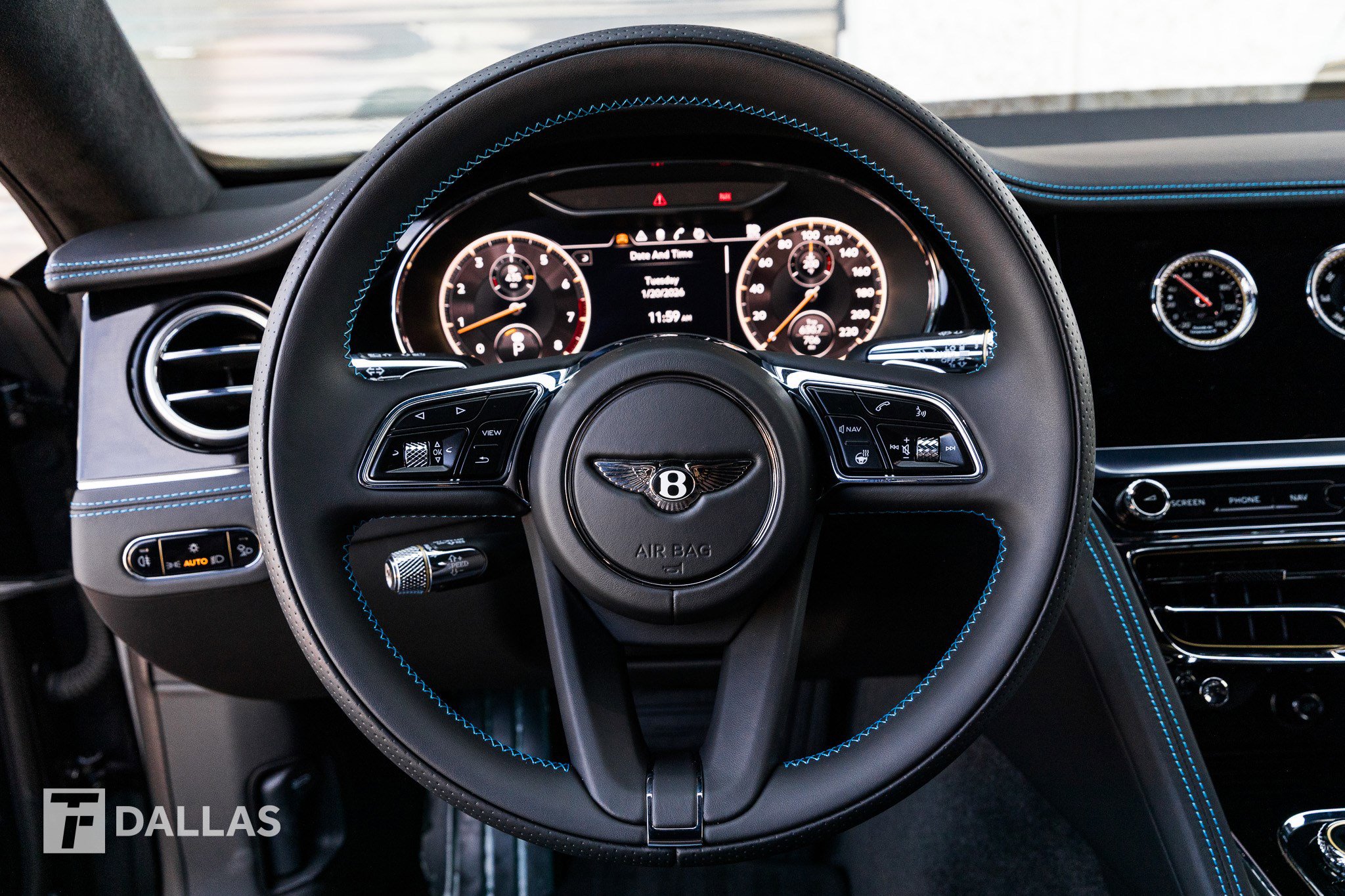 Used 2024 Bentley Flying Spur V8 image 26