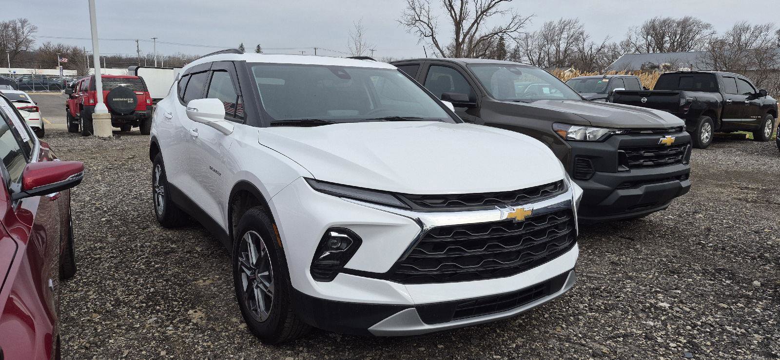 Used 2024 Chevrolet Blazer LT w/ Sound & Technology Package image 2