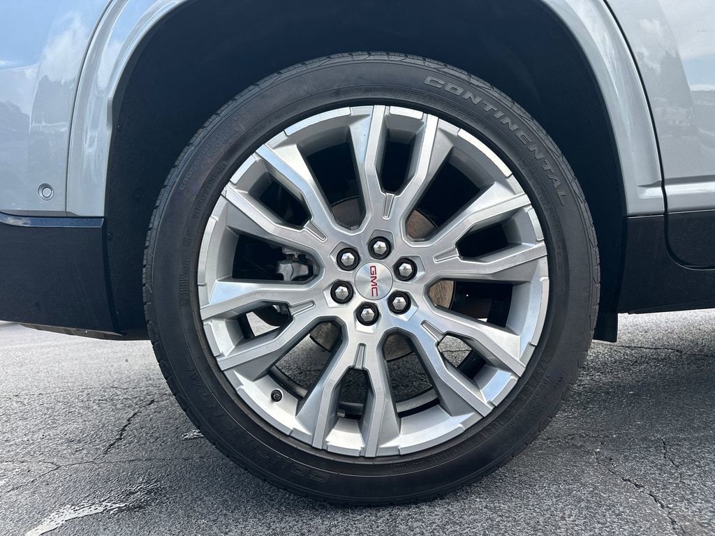 Used 2024 GMC Acadia Denali w/ Super Cruise Package FWD image 18