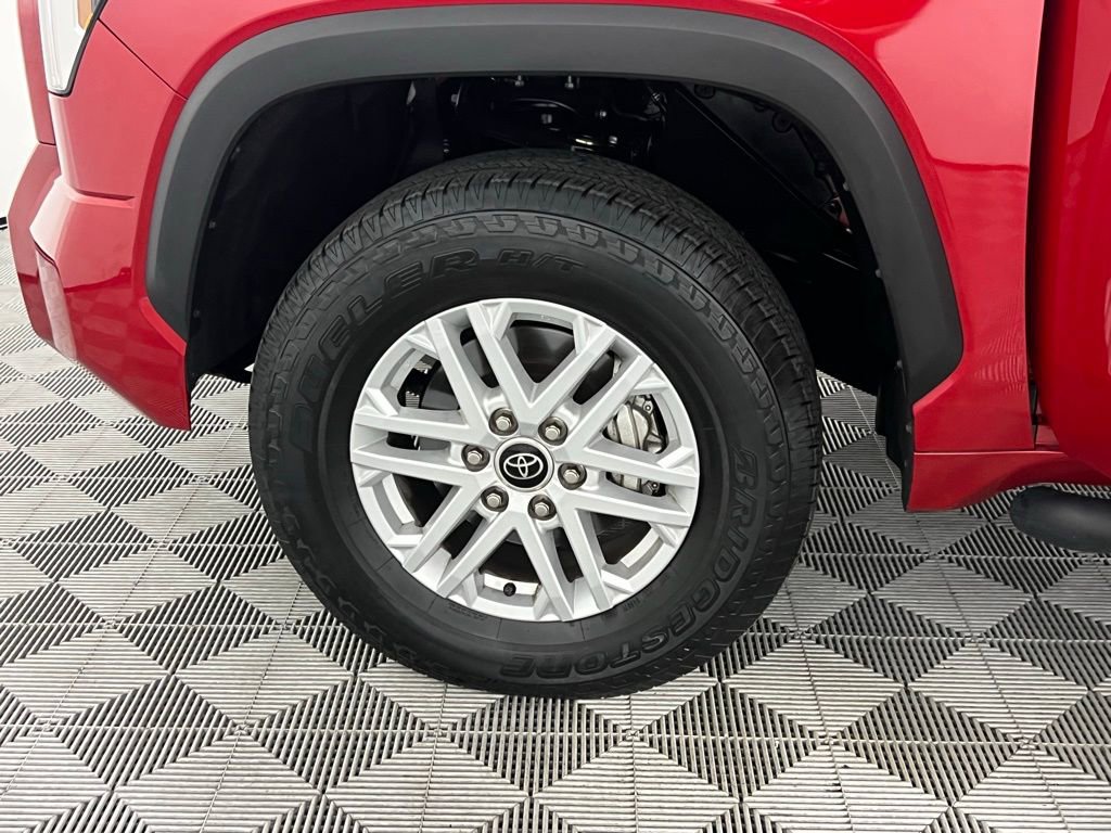 Used 2022 Toyota Tundra SR5 image 11