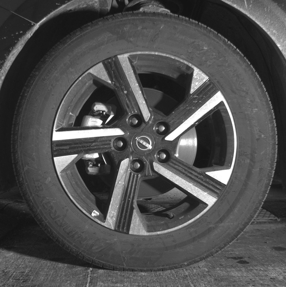 Used 2025 Nissan Sentra SV FWD image 12