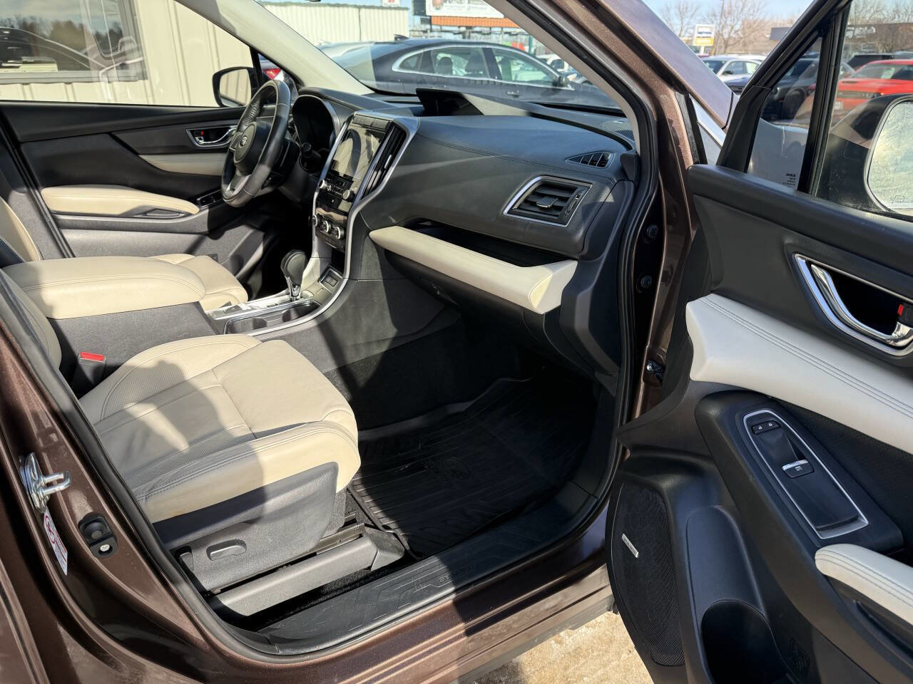 Used 2019 Subaru Ascent Limited image 12