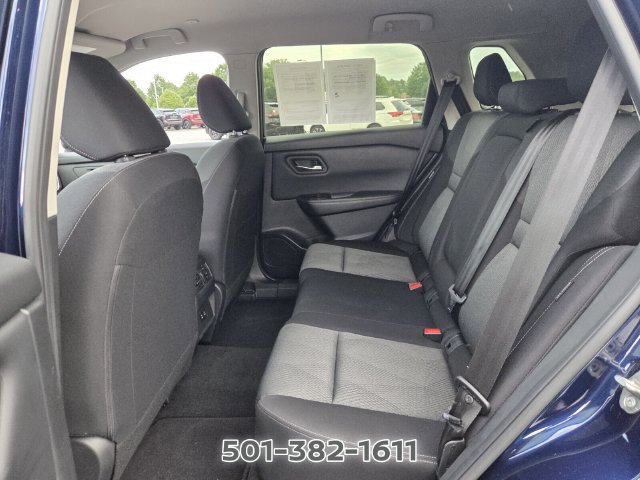 Used 2024 Nissan Rogue SV FWD image 10