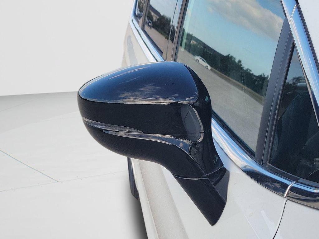 New 2026 Chrysler Voyager LX FWD image 21