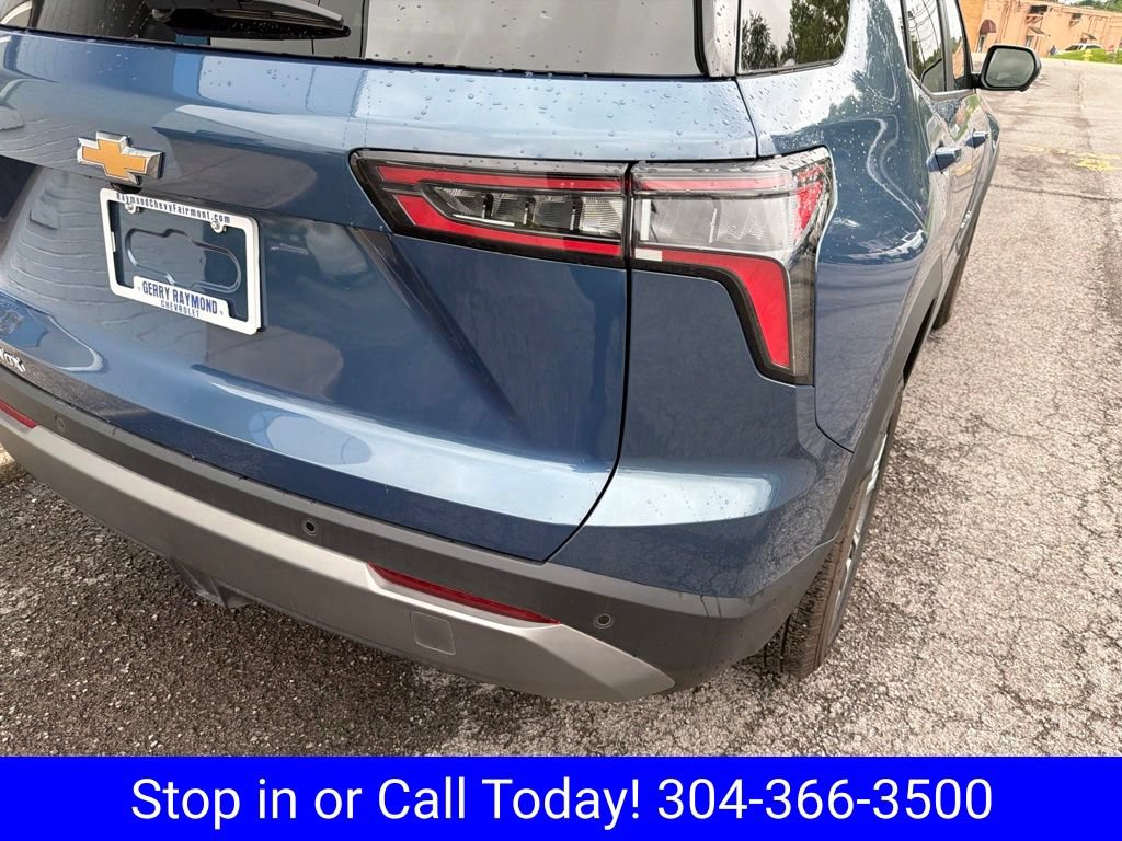 New 2026 Chevrolet Equinox LT w/ Convenience Package II FWD image 7