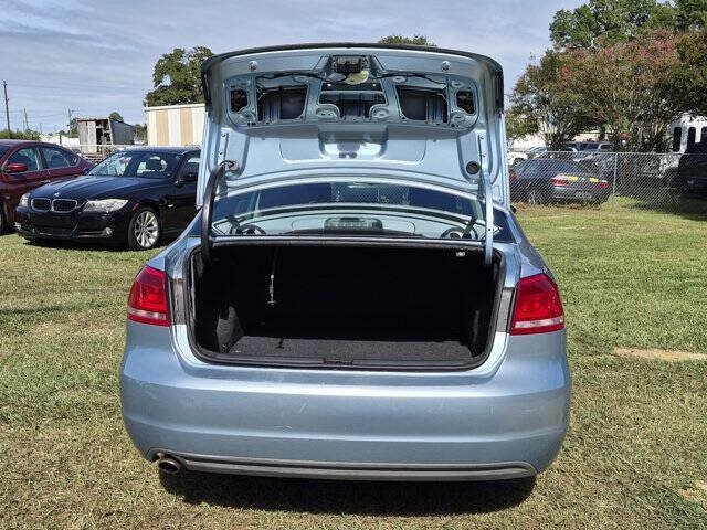Used 2012 Volkswagen Passat 2.5 SE FWD image 31