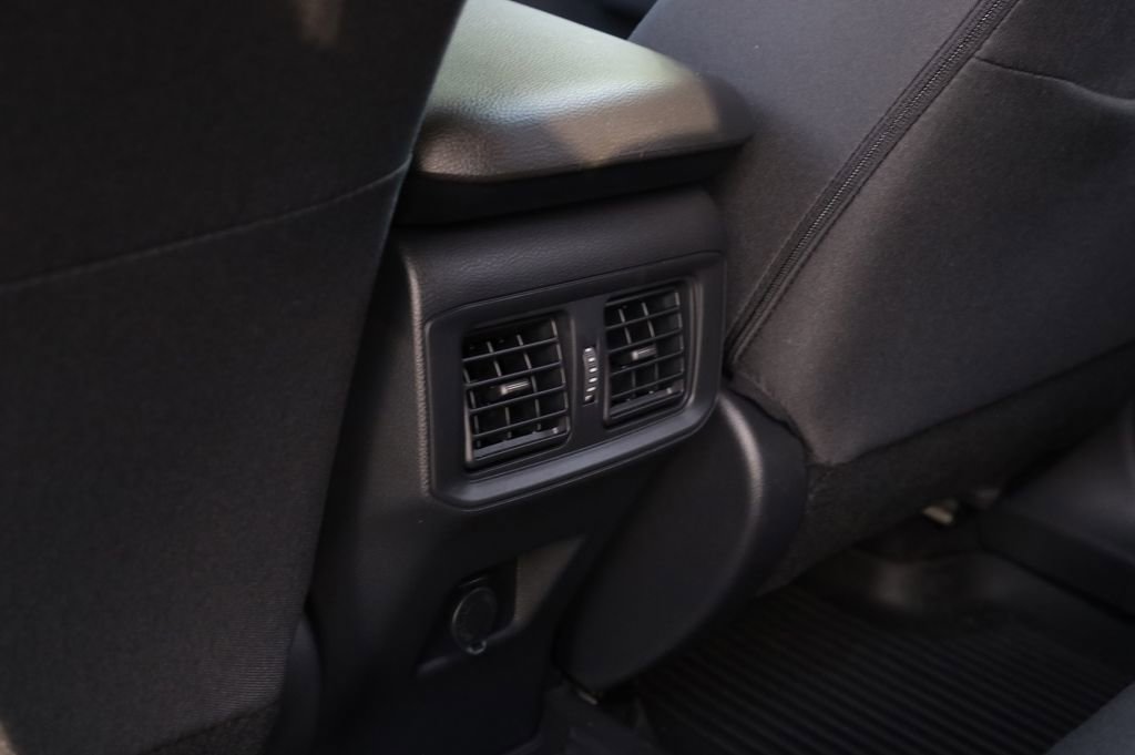 Used 2025 Toyota RAV4 LE image 17