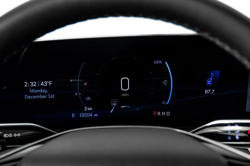 Used 2024 Cadillac Lyriq Luxury w/ LPO, Floor Liner Package image 18