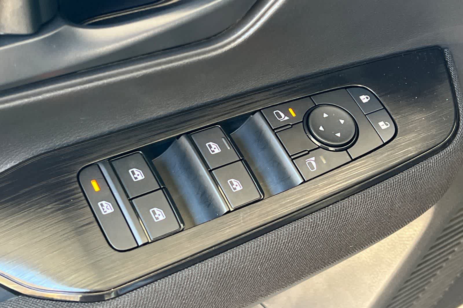 New 2026 Nissan Kicks S FWD image 14