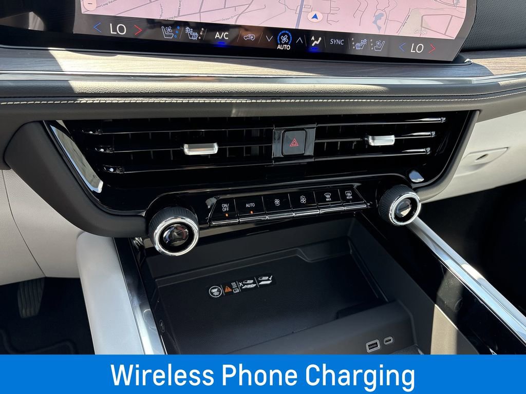 New 2025 Chevrolet Suburban Premier image 19