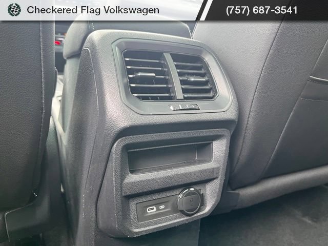 Used 2023 Volkswagen Tiguan SE R-Line FWD image 27